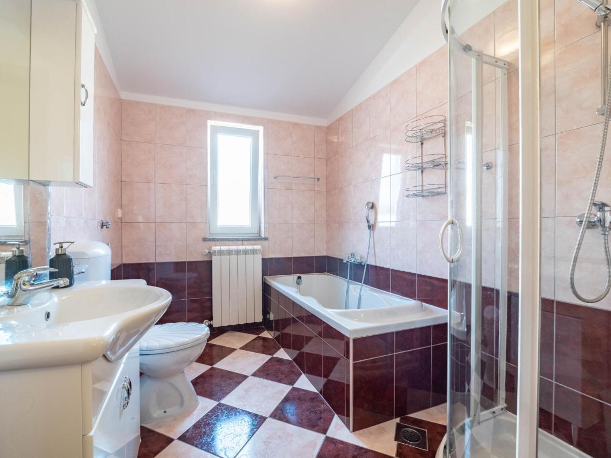 Apartmani Arijana Медулин Экстерьер фото