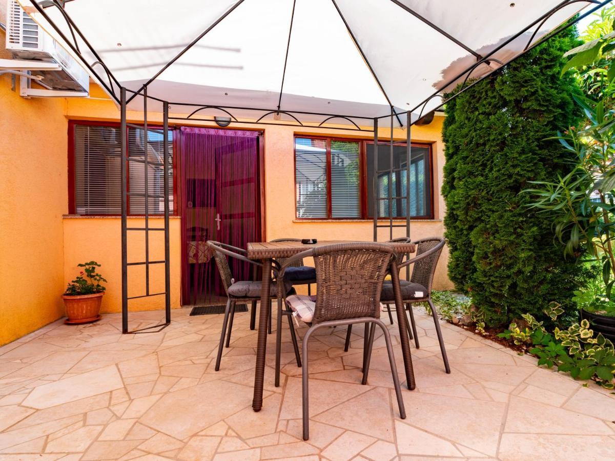 Apartmani Arijana Медулин Экстерьер фото