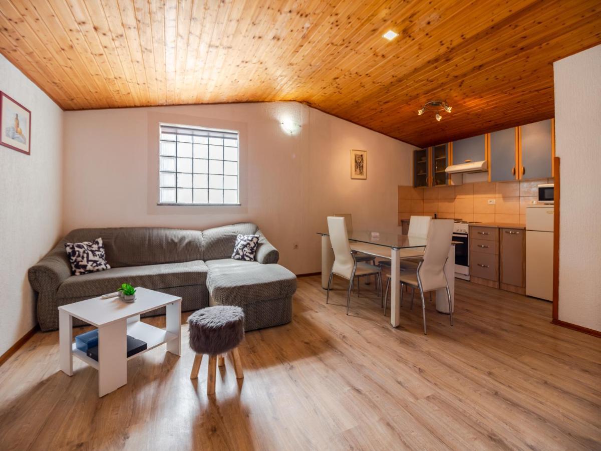 Apartmani Arijana Медулин Экстерьер фото